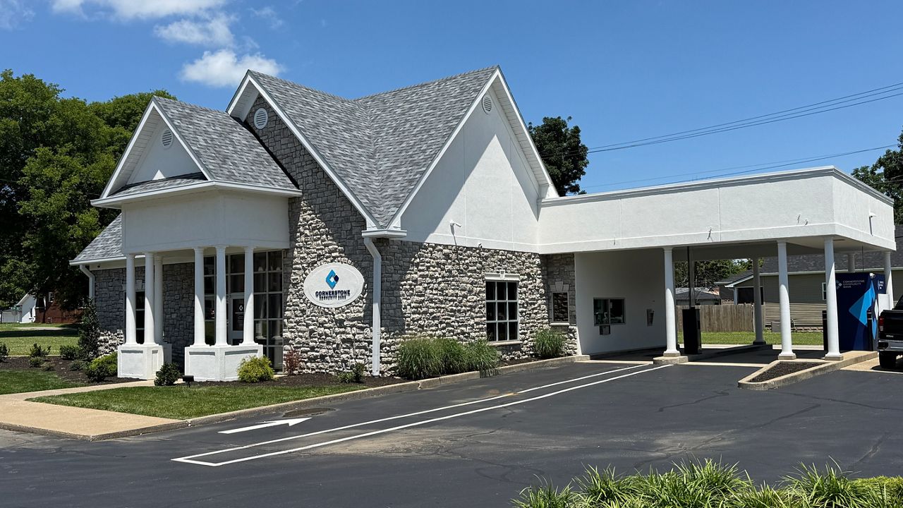New community bank opens in Owensboro after 17 years
