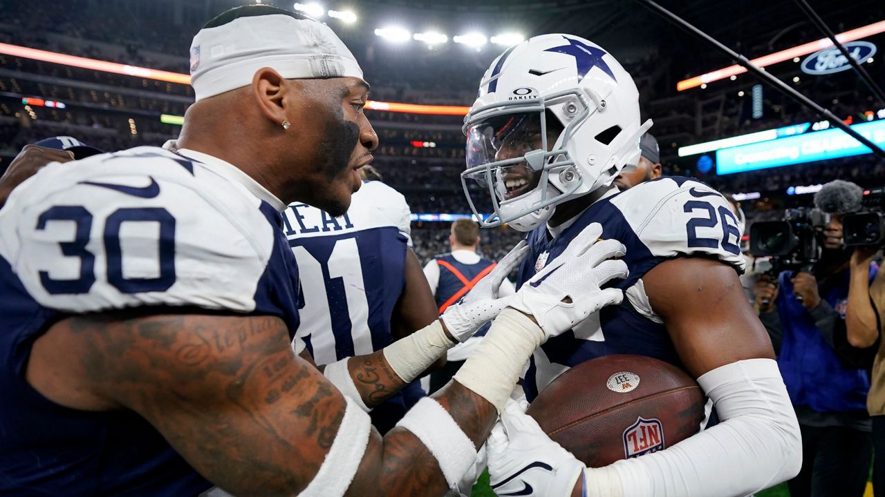 Cowboys beat Patriots in 38-3 blowout