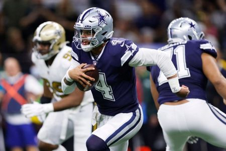 Defense powers Dallas Cowboys to 27-17 victory over sinking New