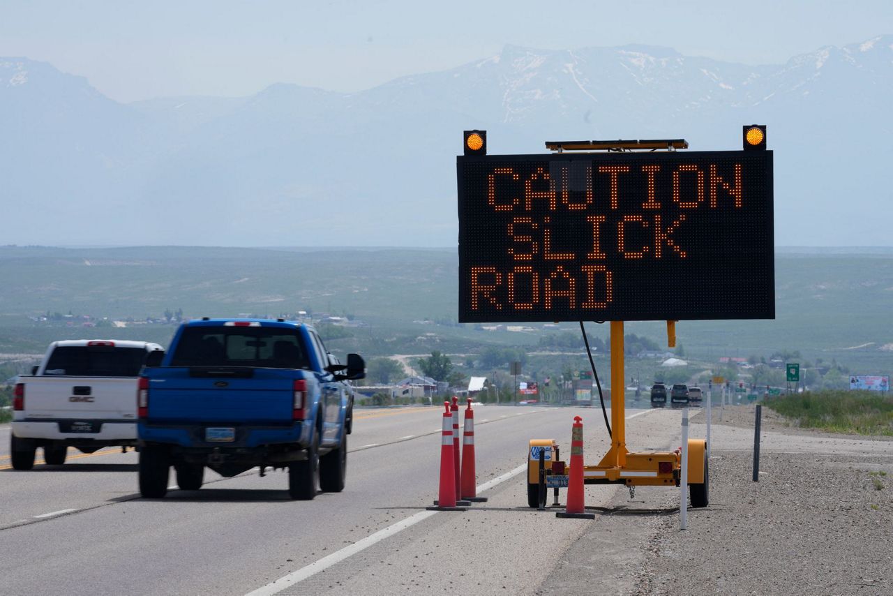 Bloodred crickets invade Nevada town, residents fight back with brooms