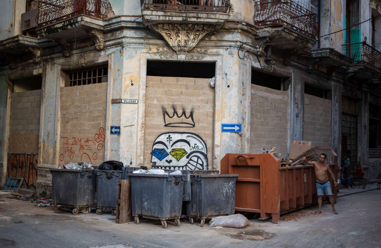 Havana fights trash problem ahead of 500th anniversary