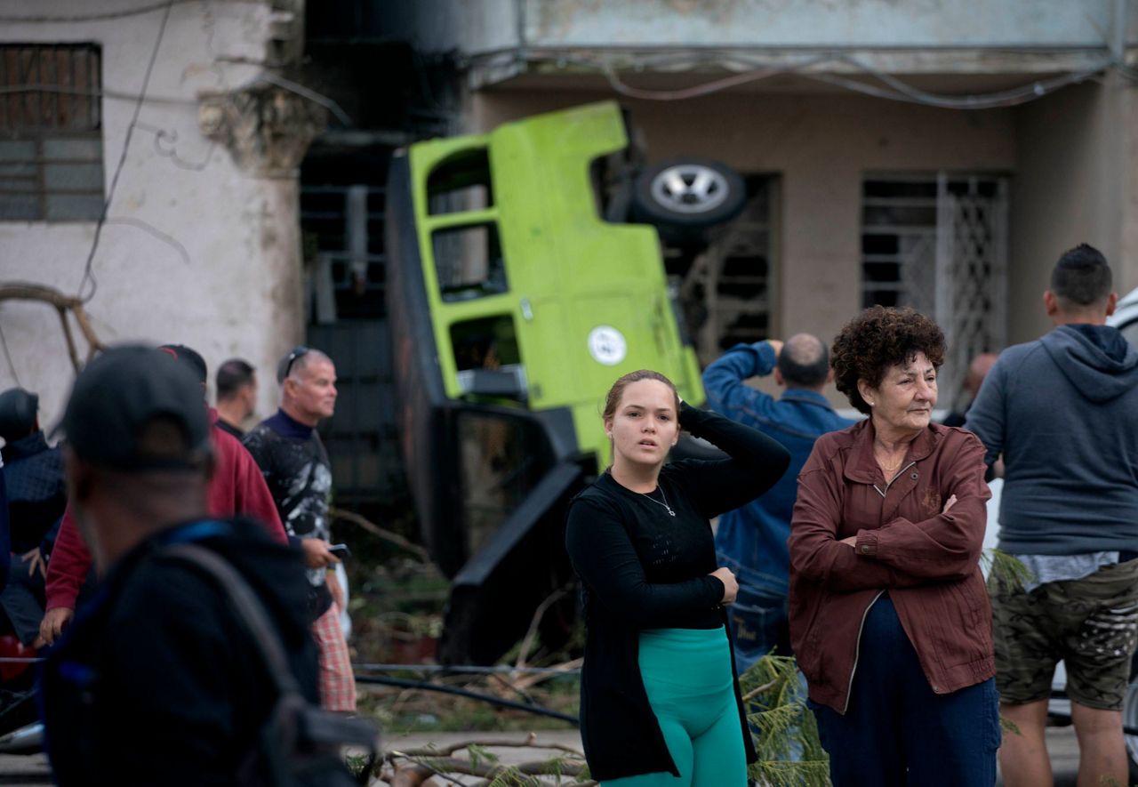 Tornado hits Havana; Cuban president says 3 dead, 174 hurt