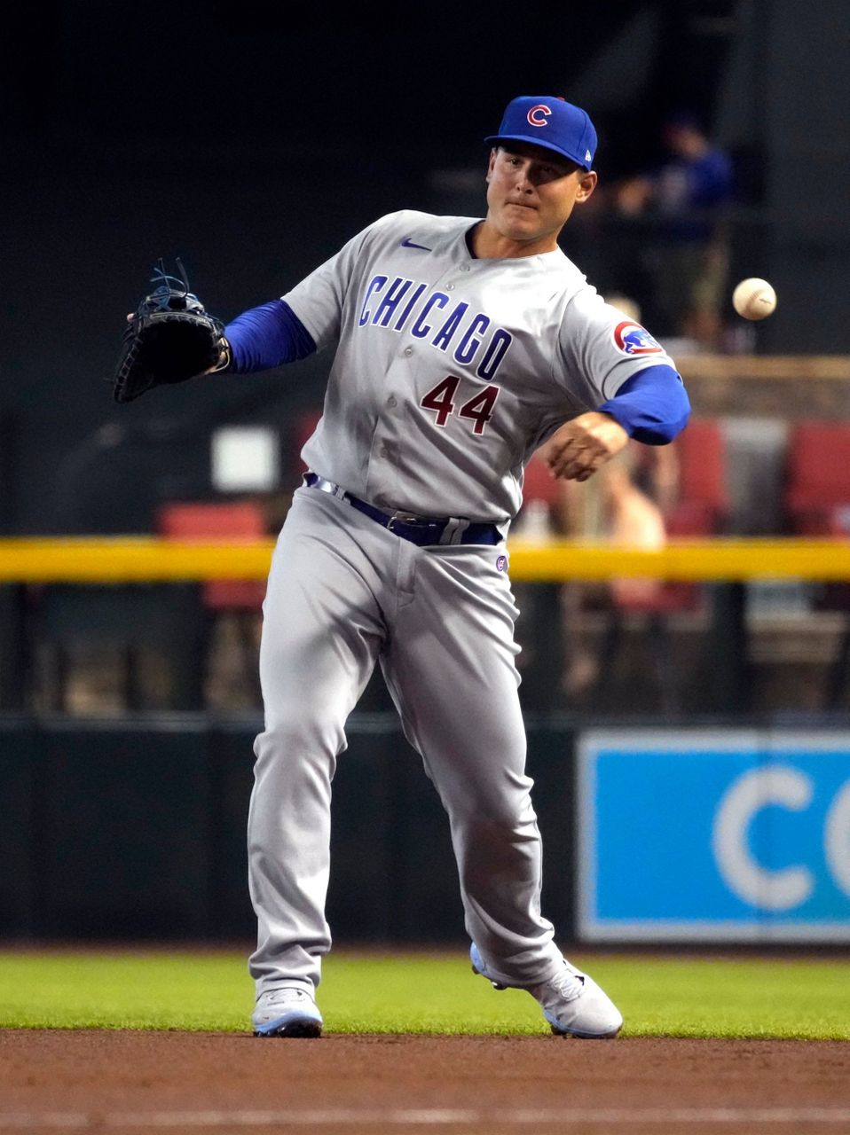 AP source: Yanks acquire Cubs first baseman Anthony Rizzo