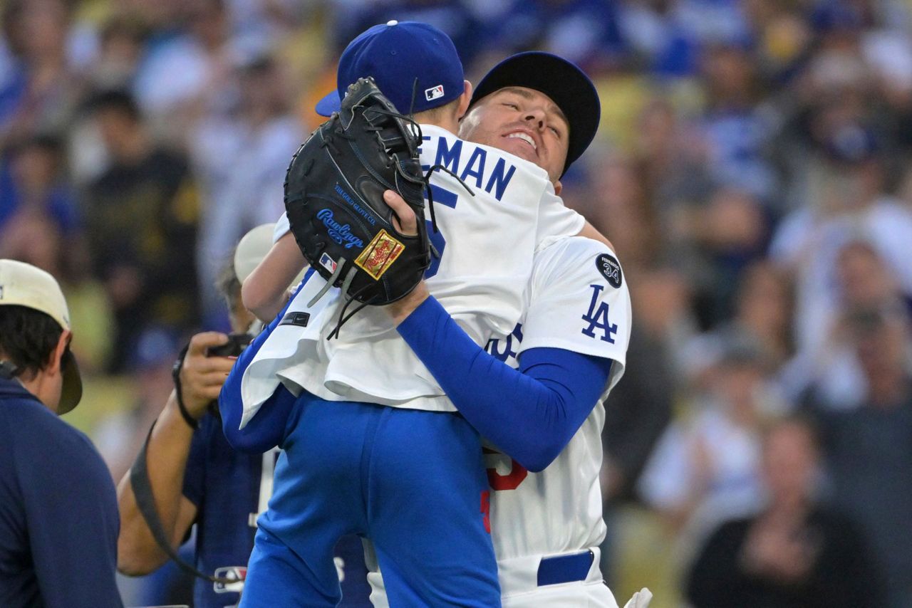 Freddie Freeman returns to Dodgers lineup after missing 9 games with ...