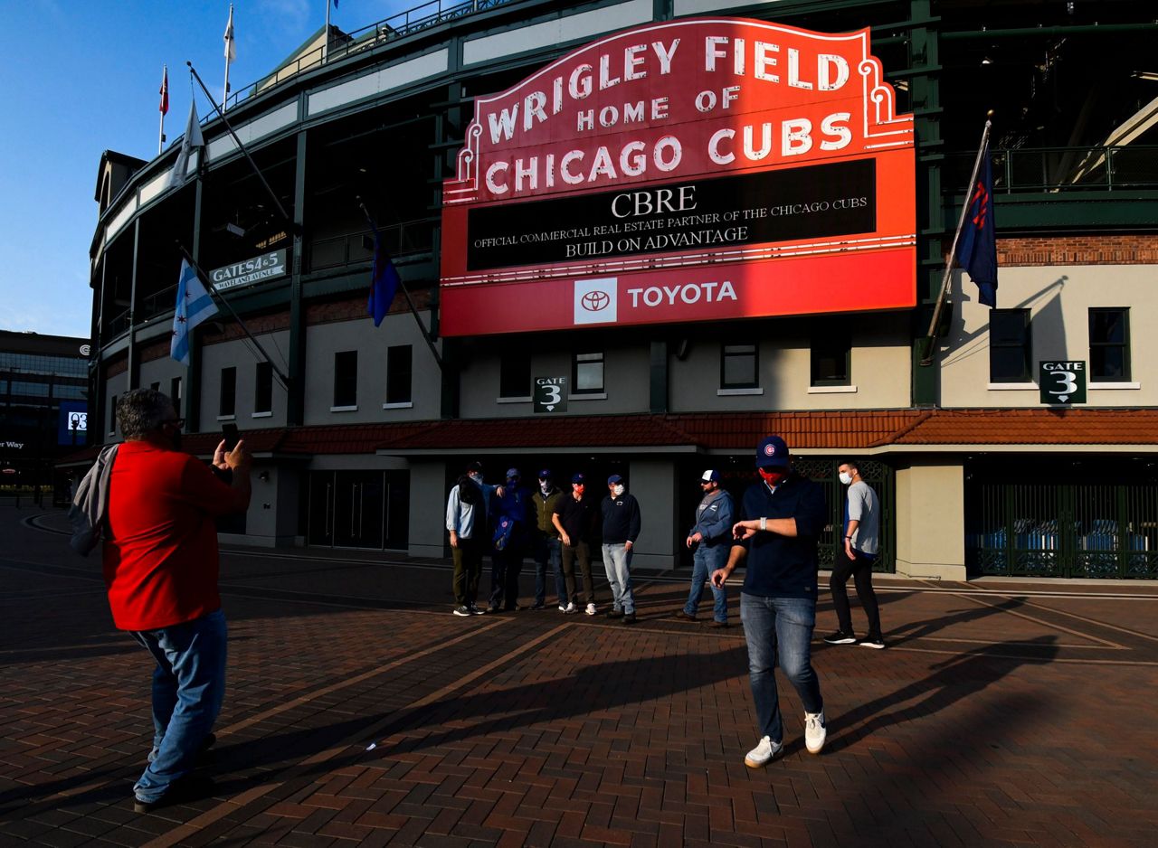 Chicago Cubs can fill Wrigley Field at 20% capacity to start the season