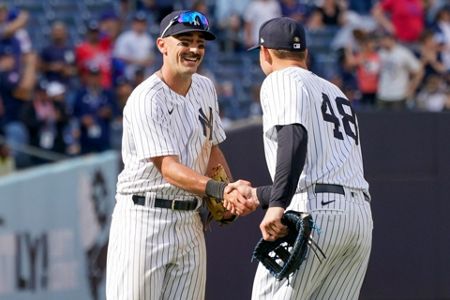 Matt Carpenter has 2 HRs, 7 RBIs as Yankees rout Cubs – Hartford Courant