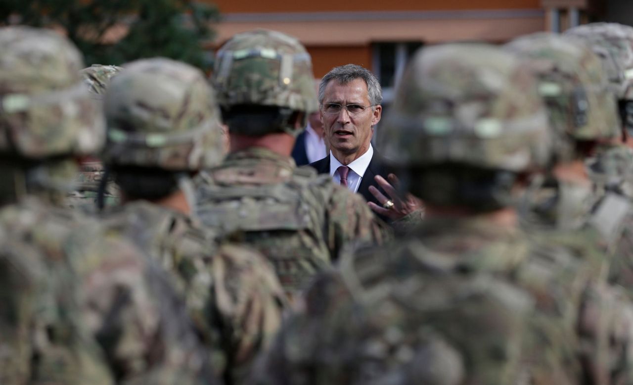 Česká vláda schválila se Spojenými státy obrannou smlouvu