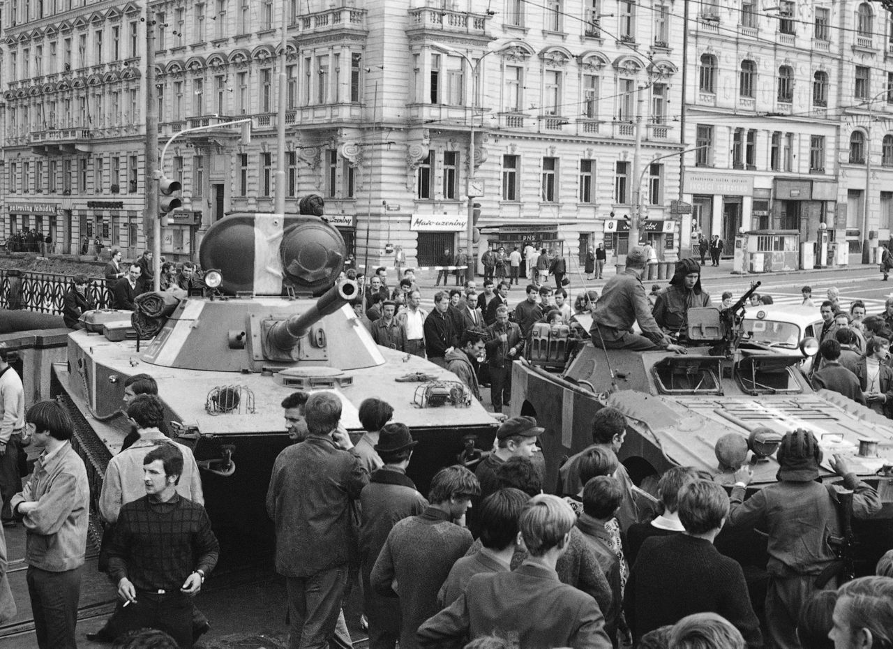 Czechs, Slovaks irked by Russian revisions on 1968 invasion