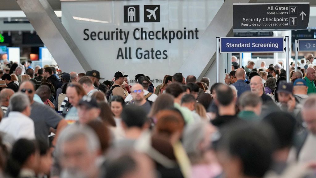Senate expected to vote Thursday on funding parts of DHS, as travelers face long lines at airports