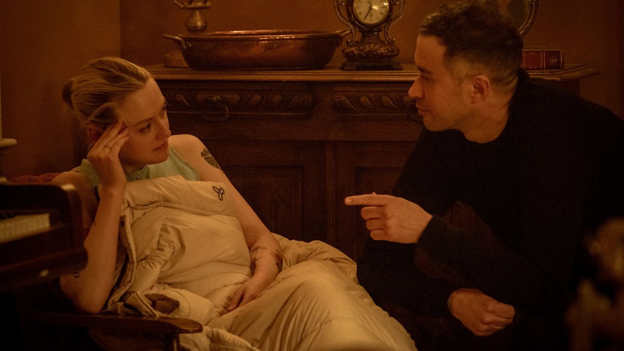 Reality bends and memory betrays Dakota Fanning in 'Vicious'