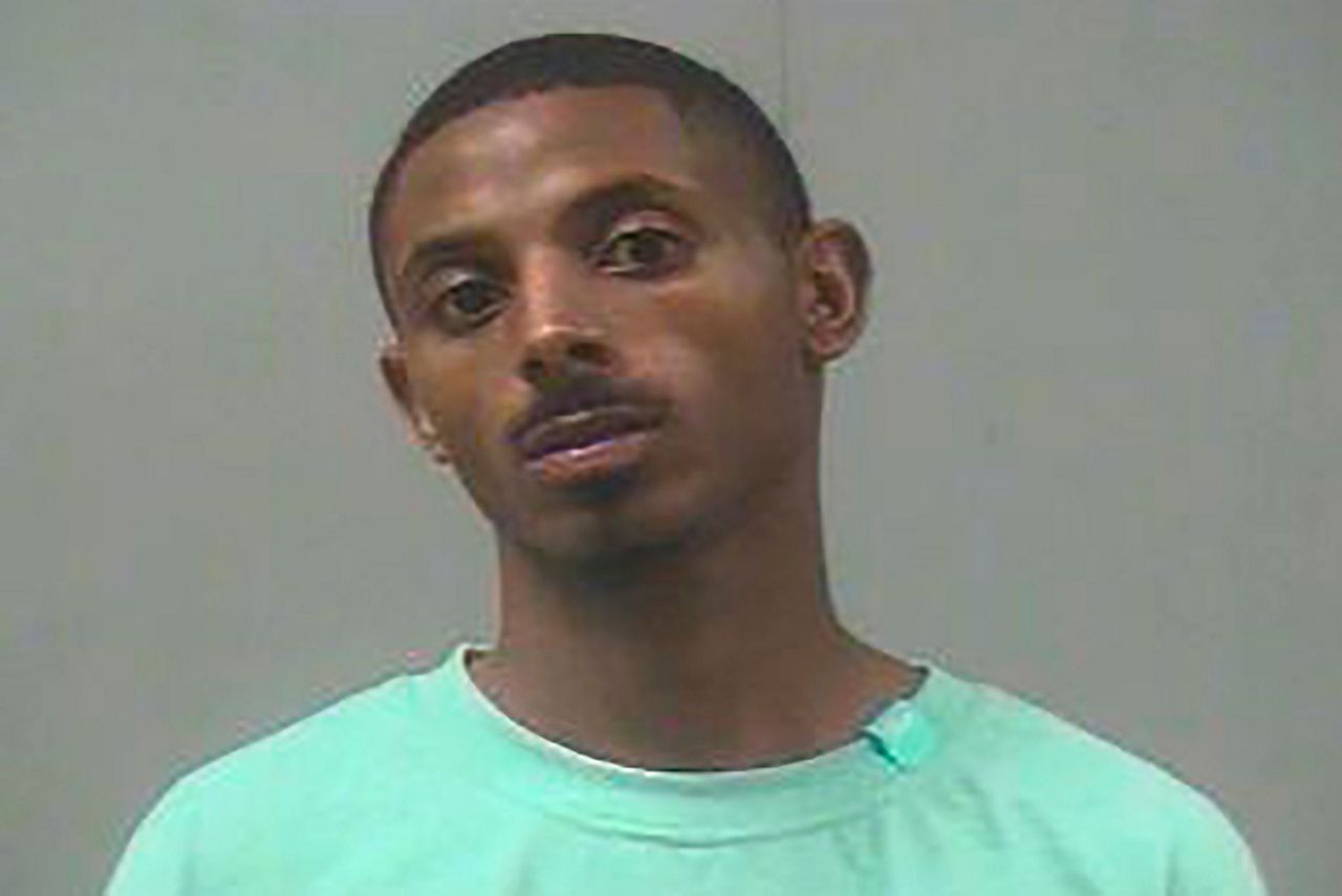 Dallas police Suspect arrested in Koreatown salon shooting