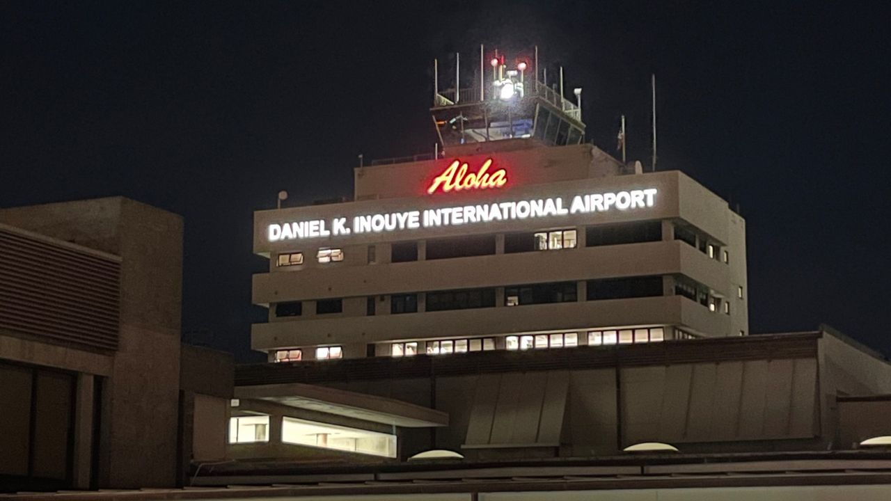 Daniel K. Inouye International Airport (Spectrum News/Lianne Bidal Thompson)