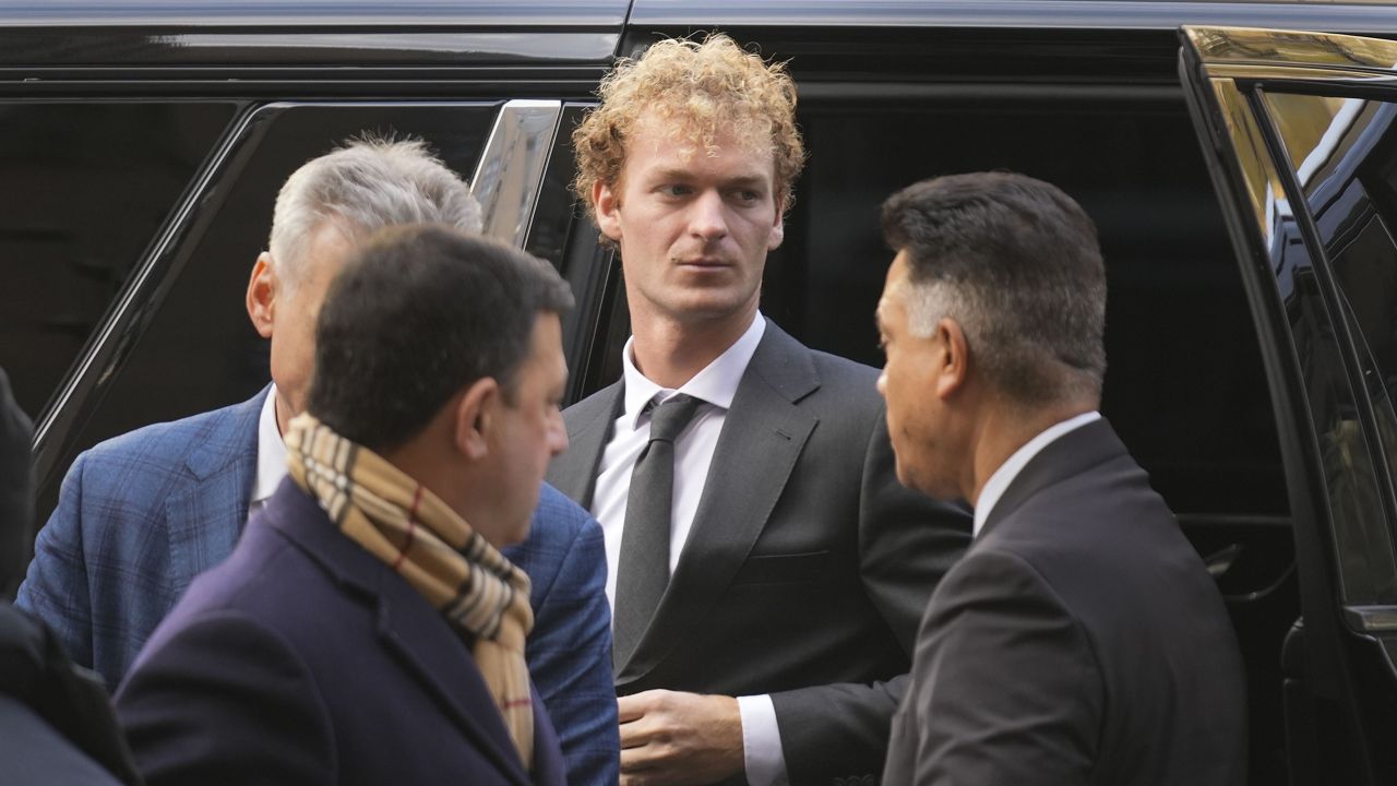 Daniel Penny arrives to the courthouse in New York, Thursday, Dec. 5, 2024. (AP Photo/Seth Wenig)