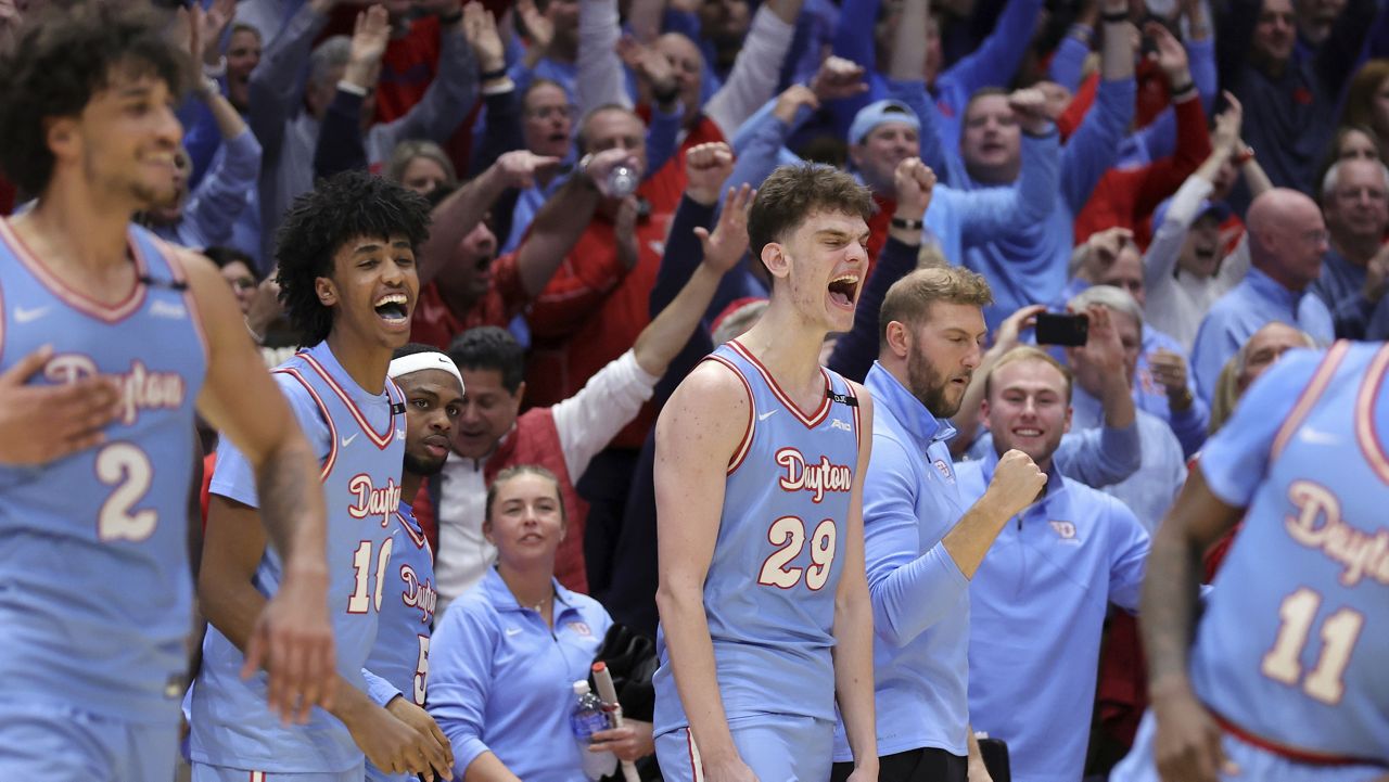 Dayton rallies from 13 points down to beat No. 6 Marquette 71-63