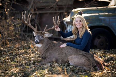 Woman bags marriage proposal shortly after killing big buck on hunting trip