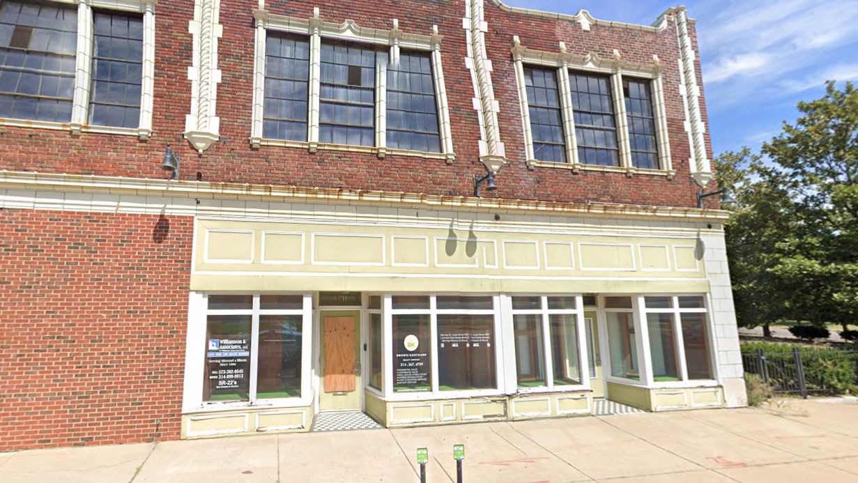 Kevin Bryant, the developer behind the mixed-use Kingsway district in north St. Louis, is suing the city’s Land Clearance for Redevelopment Authority over a competing proposed development at 4709 Delmar Blvd.  (Courtesy: Google Maps)