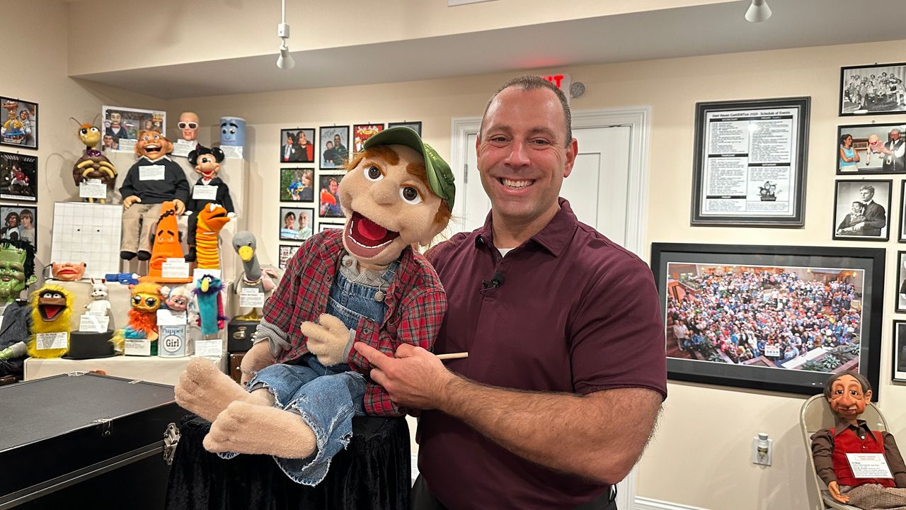 'Dummy Run' in Kentucky benefits ventriloquism museum