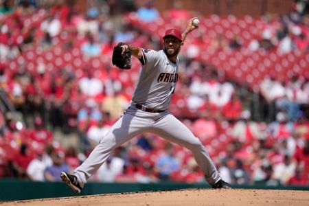 Madison Bumgarner named National League Pitcher of Month for