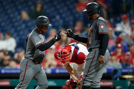 Phillies beat Nationals 11-8