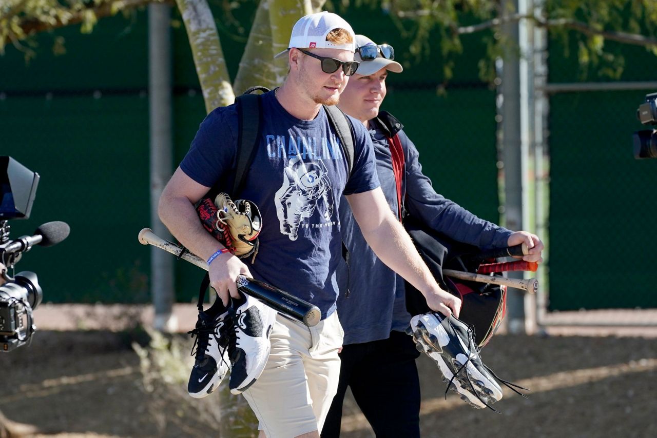 After 99 day lockout, Rangers' first day of spring training made