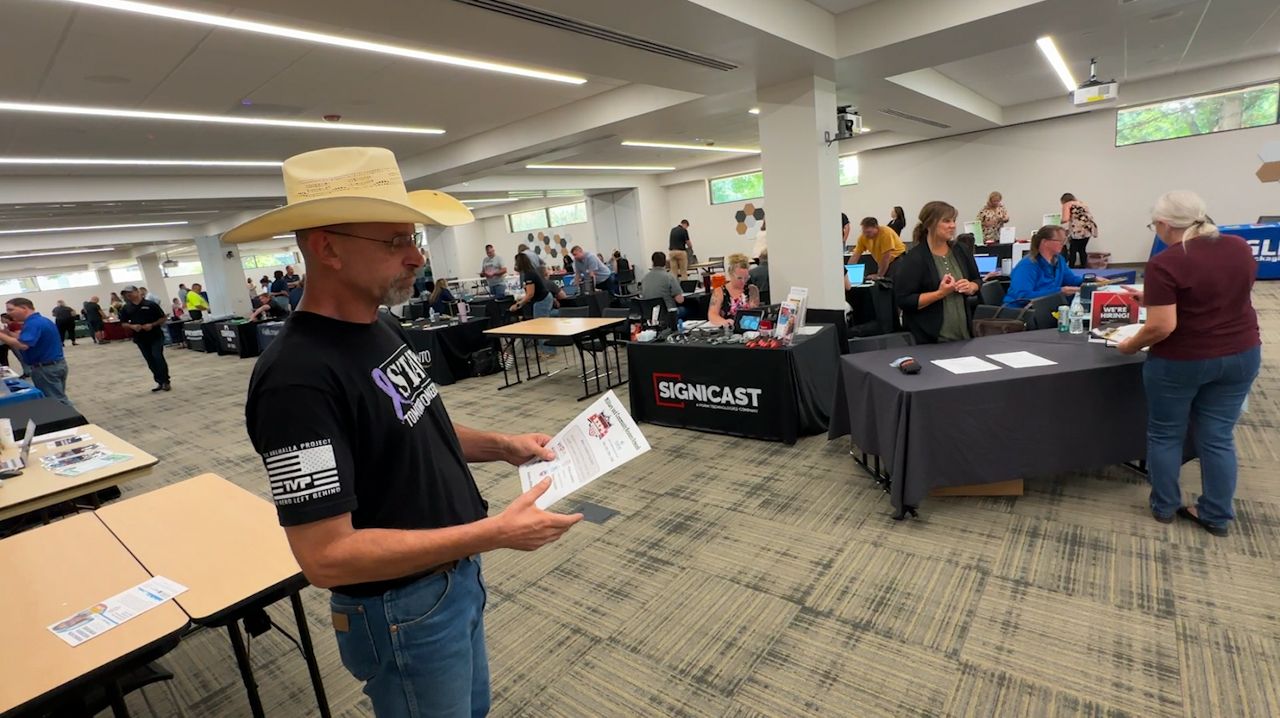 Fond du Lac job fair assists displaced workers