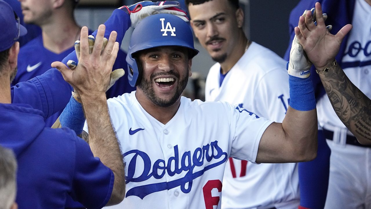 Astros players booed at All-Star Game at Dodgers Stadium