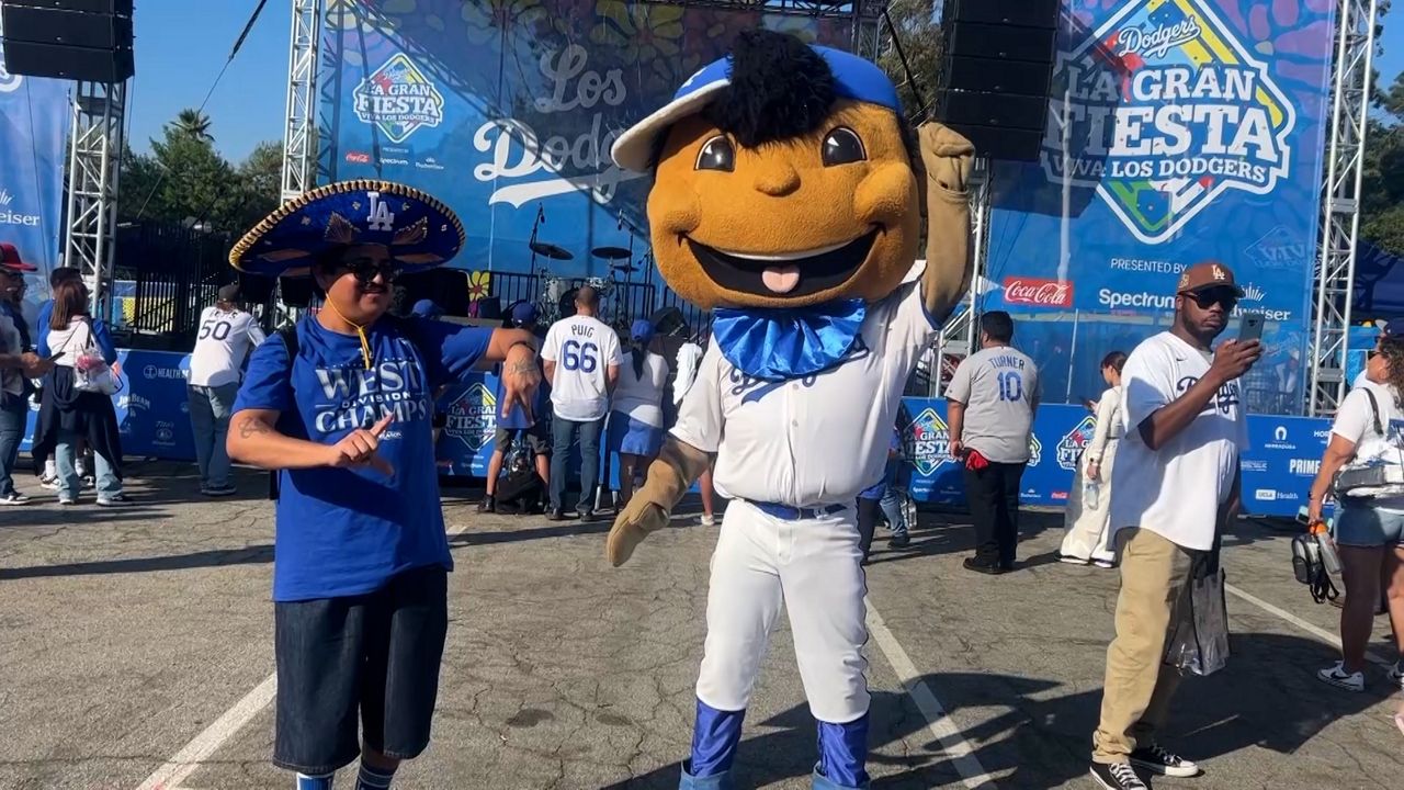 Dodgers celebrate Hispanic Heritage all year long