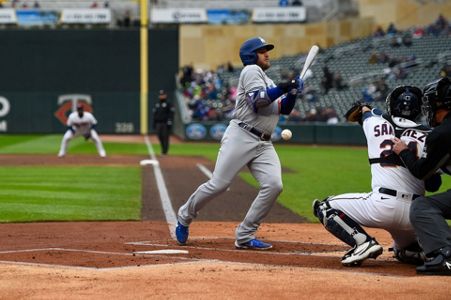 Clayton Kershaw Threw 7 Perfect Innings; Dodgers Top Twins 7-0