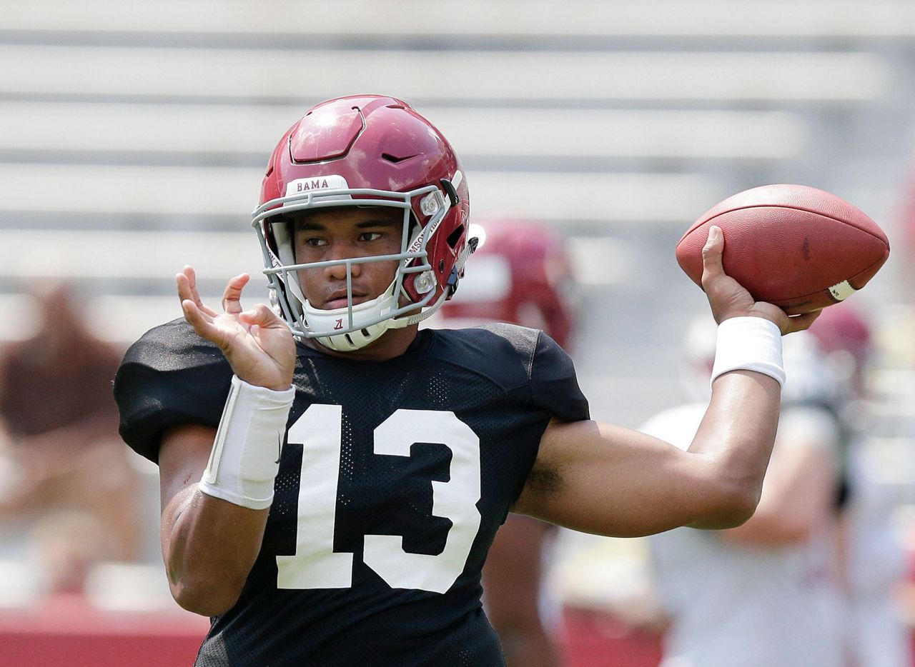 AP source: Tagovailoa signs $30.275 million, 4-year deal