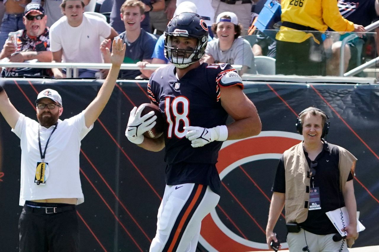 Chicago Bears cornerback Duke Shelley (20) walks off of the field