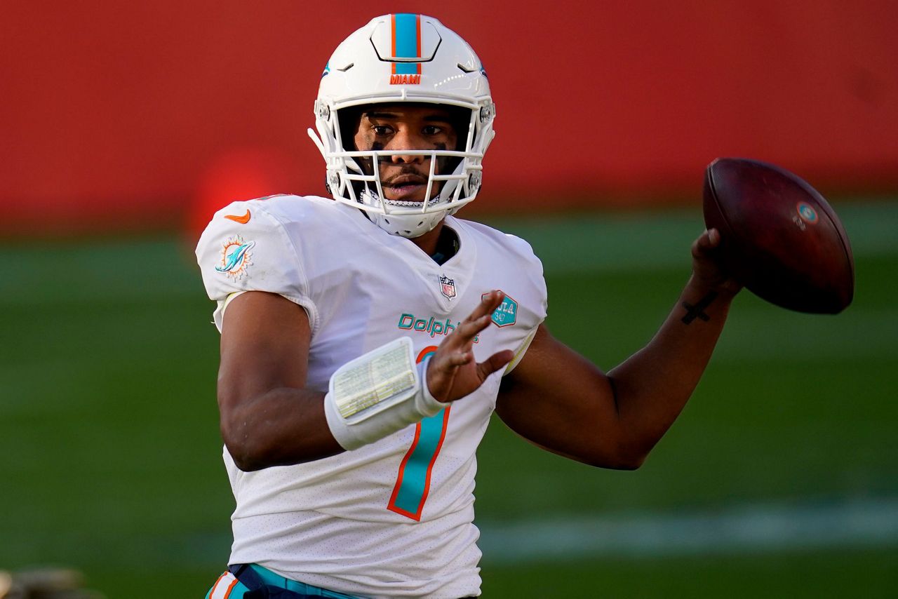 Miami Dolphins play the 49ers in San Francisco with Fitzpatrick at QB