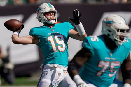 Dolphins QB Bridgewater leaves with injuries vs. Jets - The