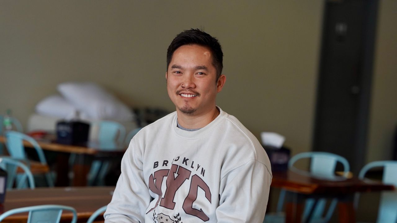 Helping the homeless, restaurant owner turns business into shelter