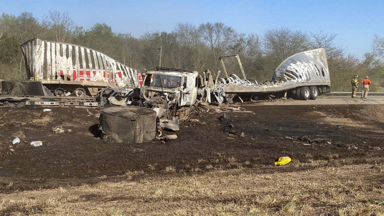 Illinois State Police release more images following a deadly dust storm on I-55. (Photo credit: Illinois State Police)