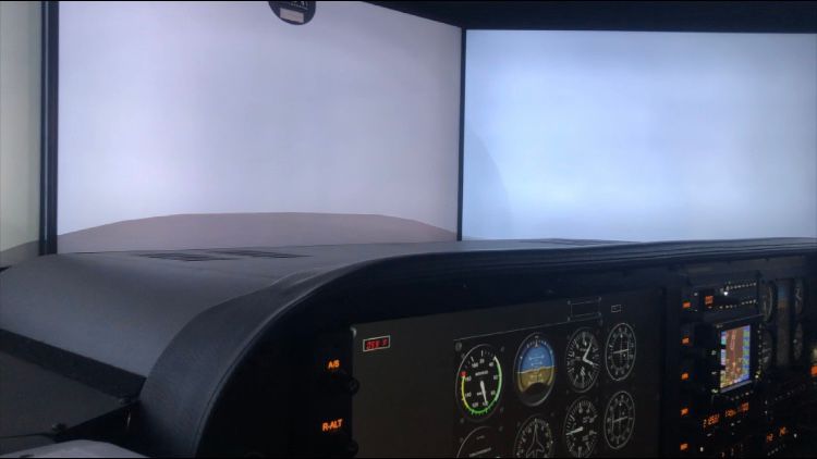 Are VR flight simulators the future of pilot training?