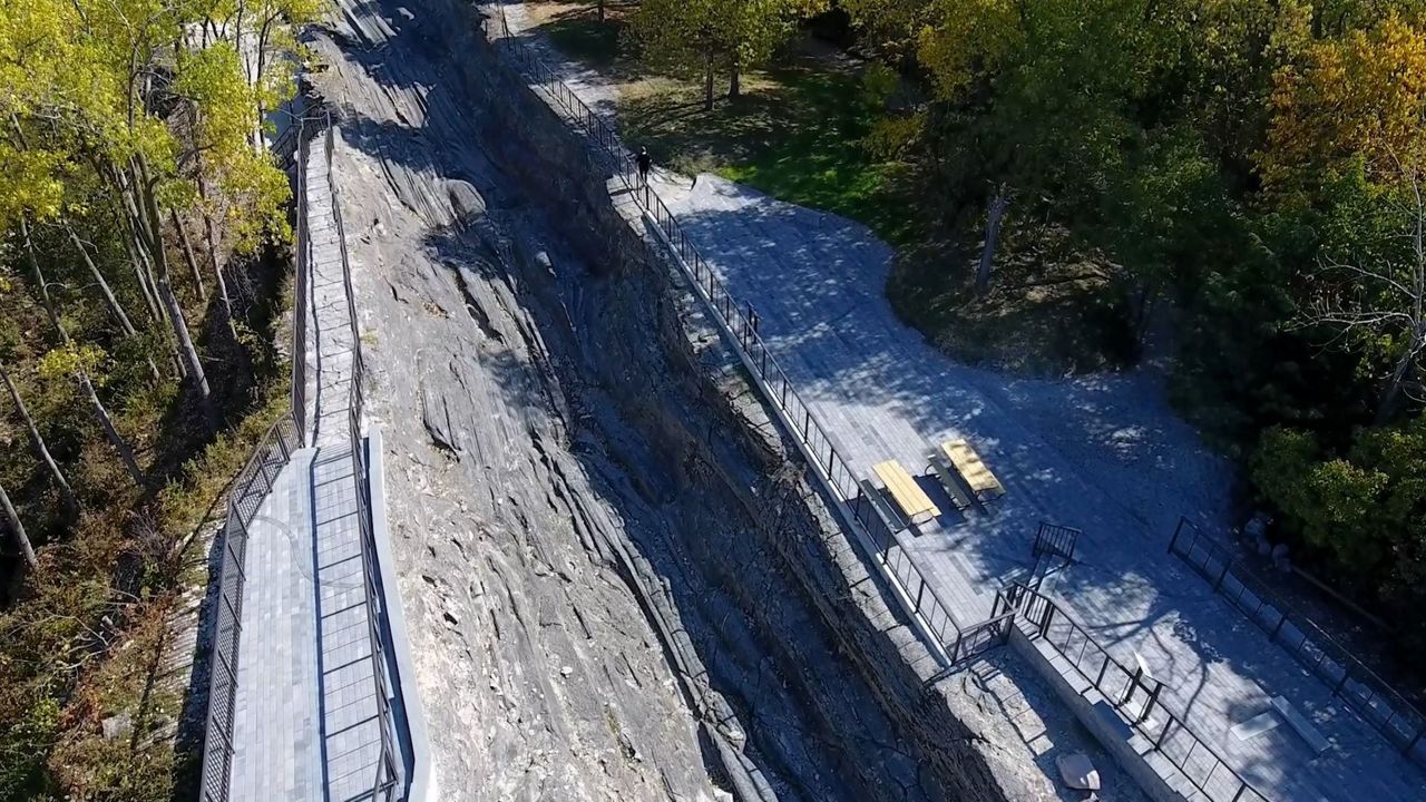 Discover Glacial Grooves: Uncovering Earths Glacial History on Kelleys 