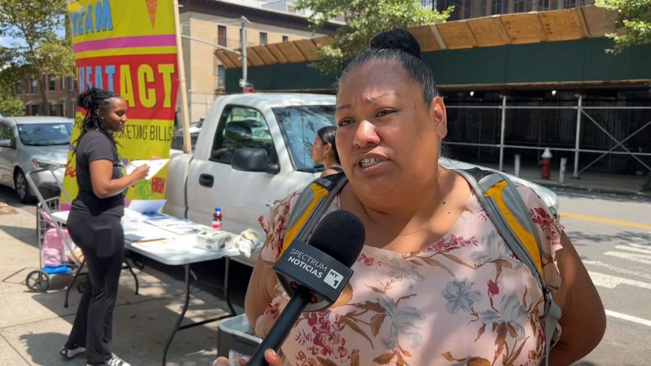 Residents in Sunset Park Desperate for Relief from Summer Heat: Push for NY Heat Act Continues
