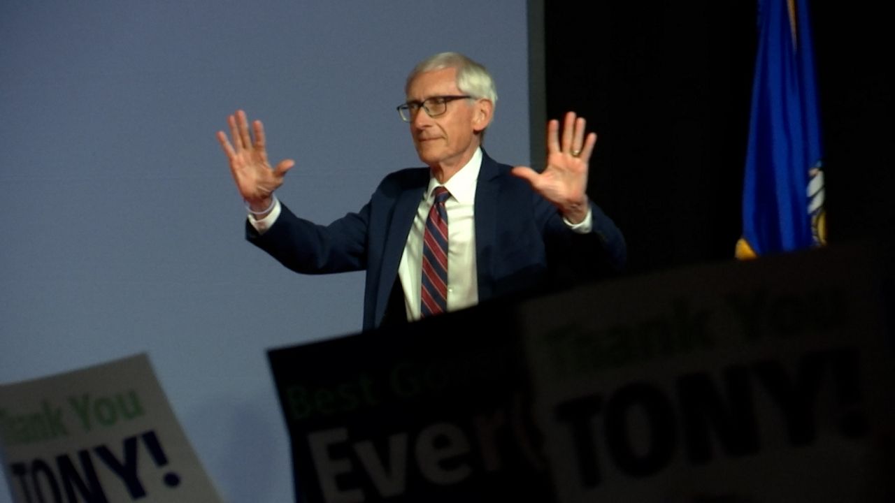 Gov. Evers delivers final address at State Democratic Convention. (Spectrum News 1/Alex Loroff)