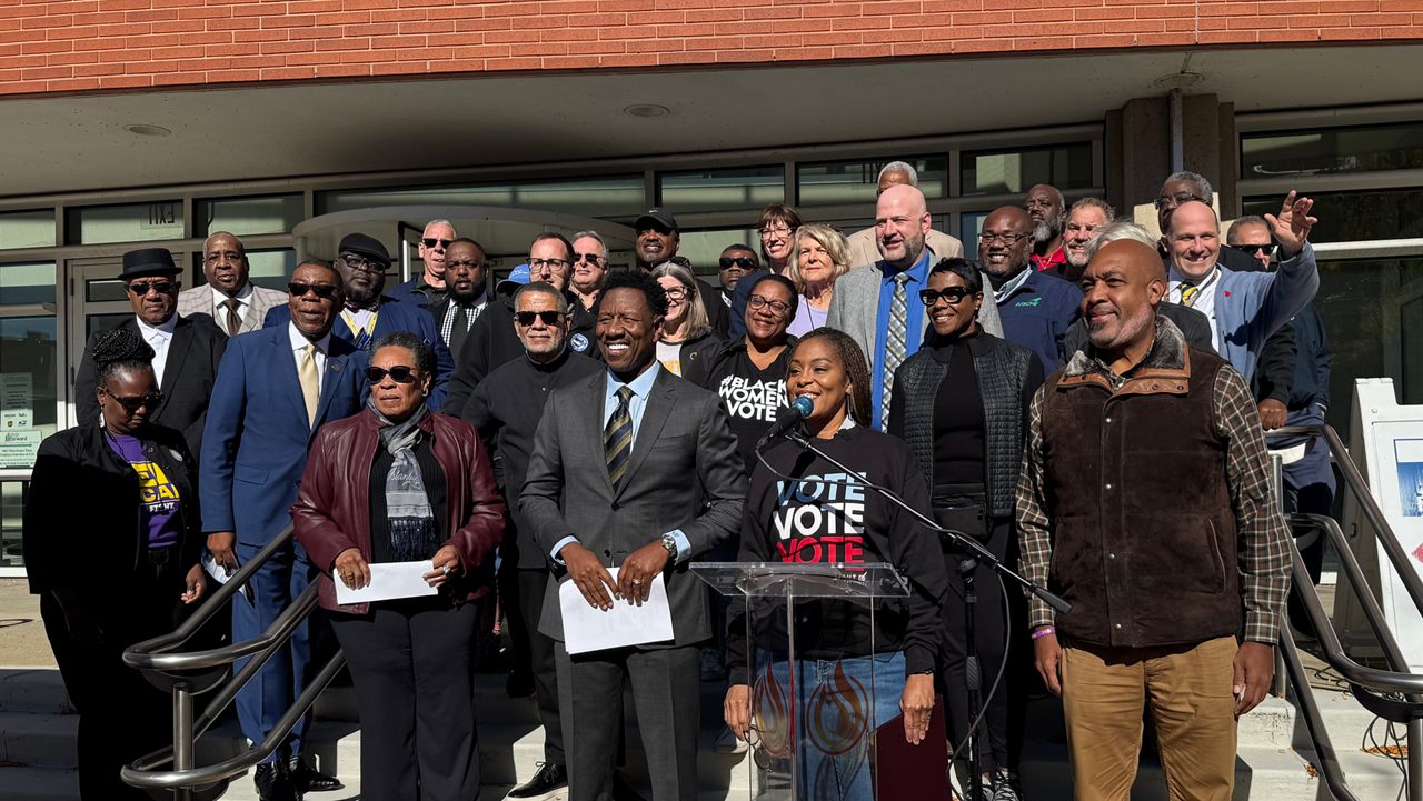 Early voting kicks off in Ohio