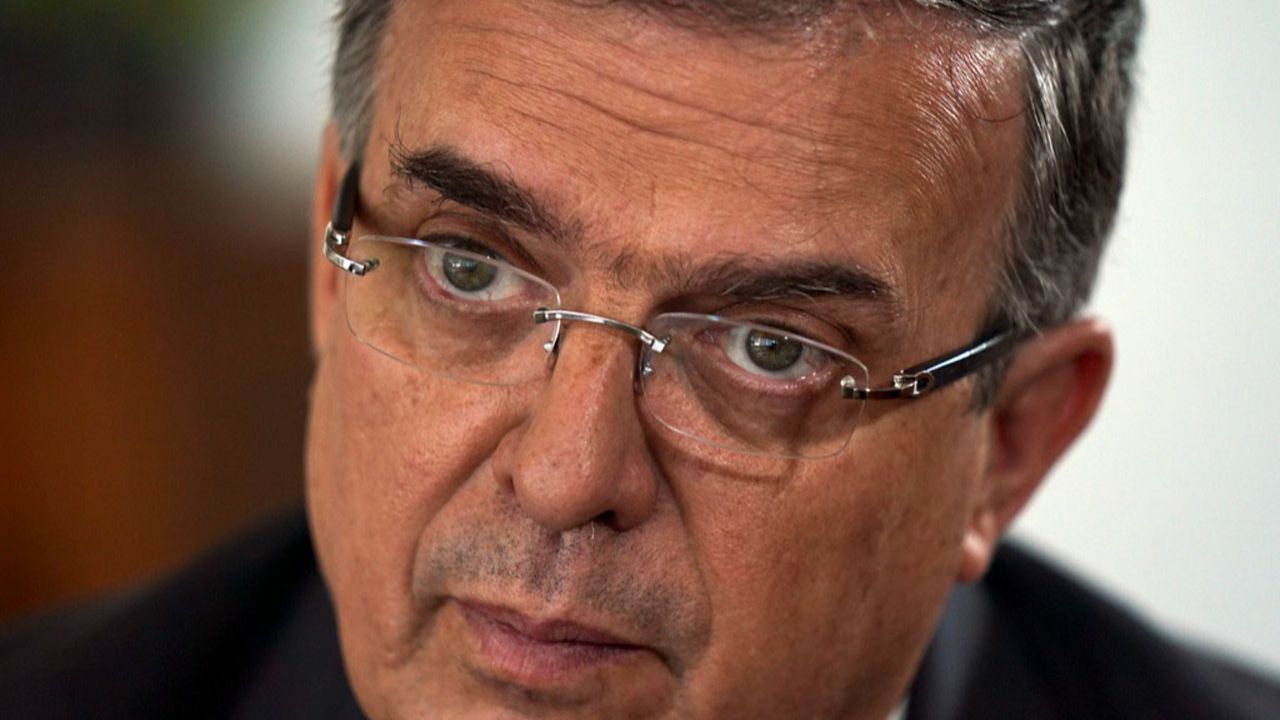 Ebrard.