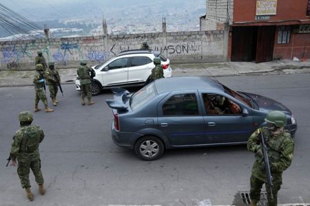 Drug smugglers use road spikes to escape Border Patrol