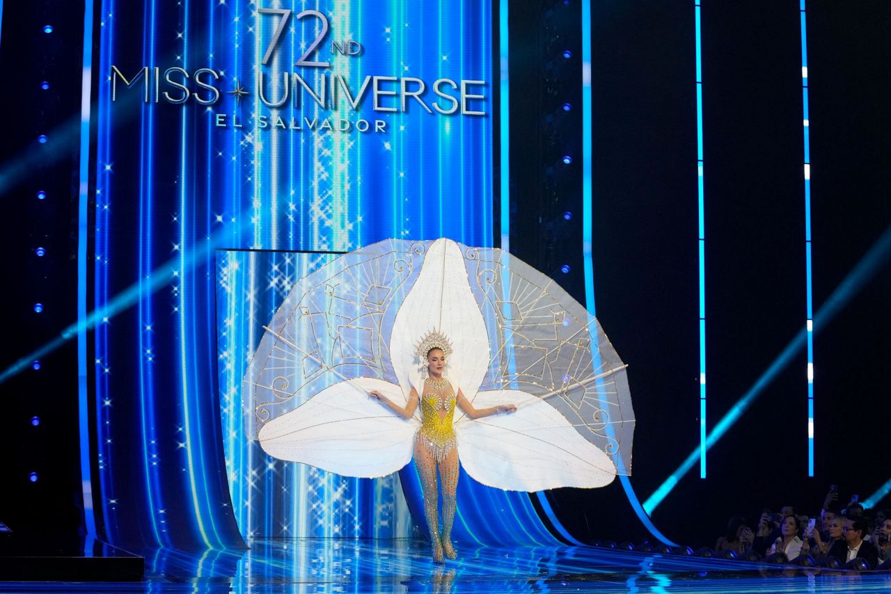 El Salvador's Miss Universe pageant drawing attention at crucial moment