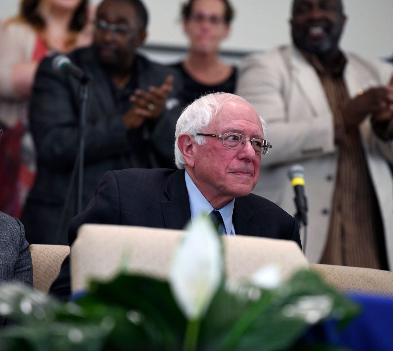 Sanders Gets Endorsements From 7 Black S Carolina Lawmakers 6151