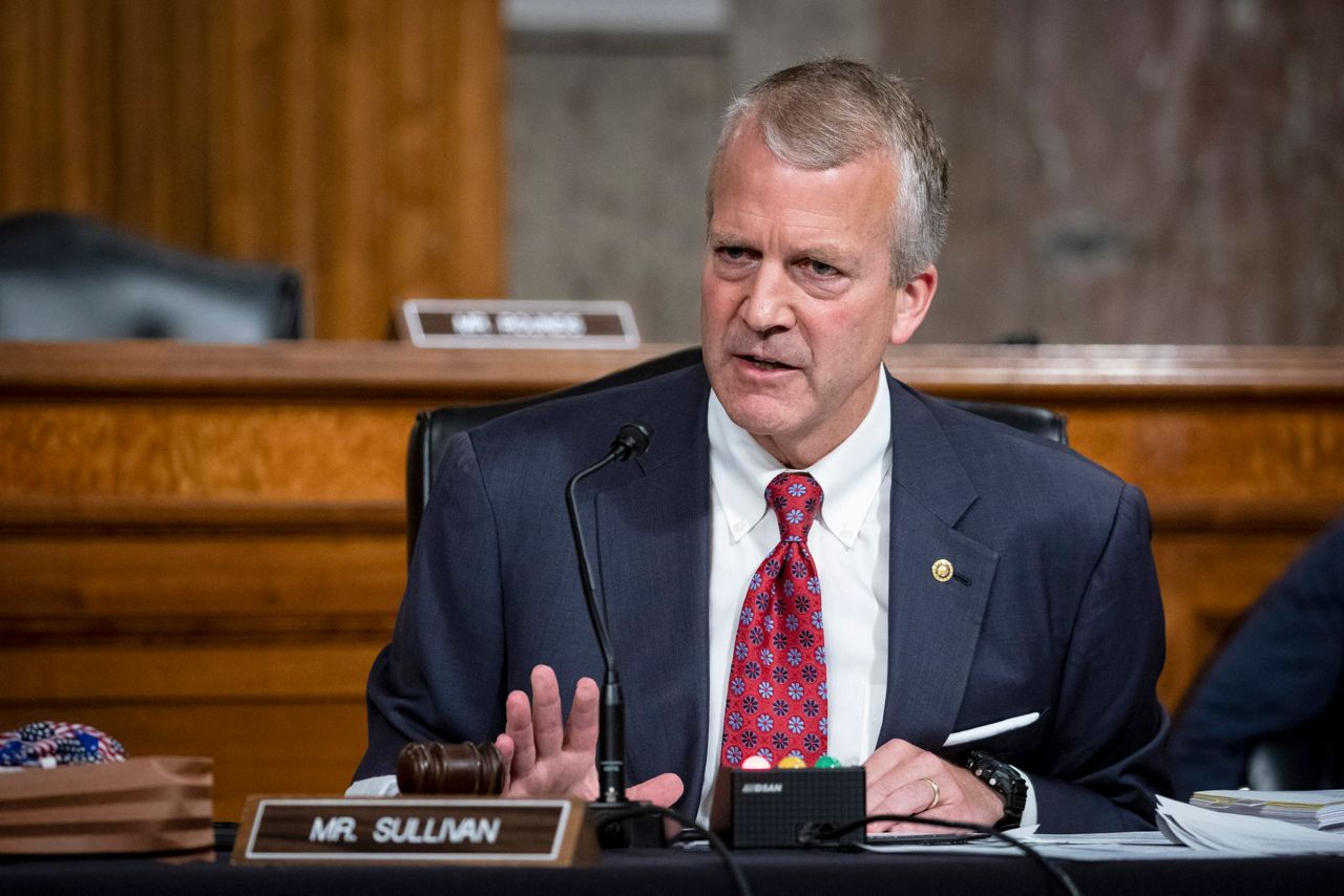 Alaska Senate candidate hopes to ride Democratic wave