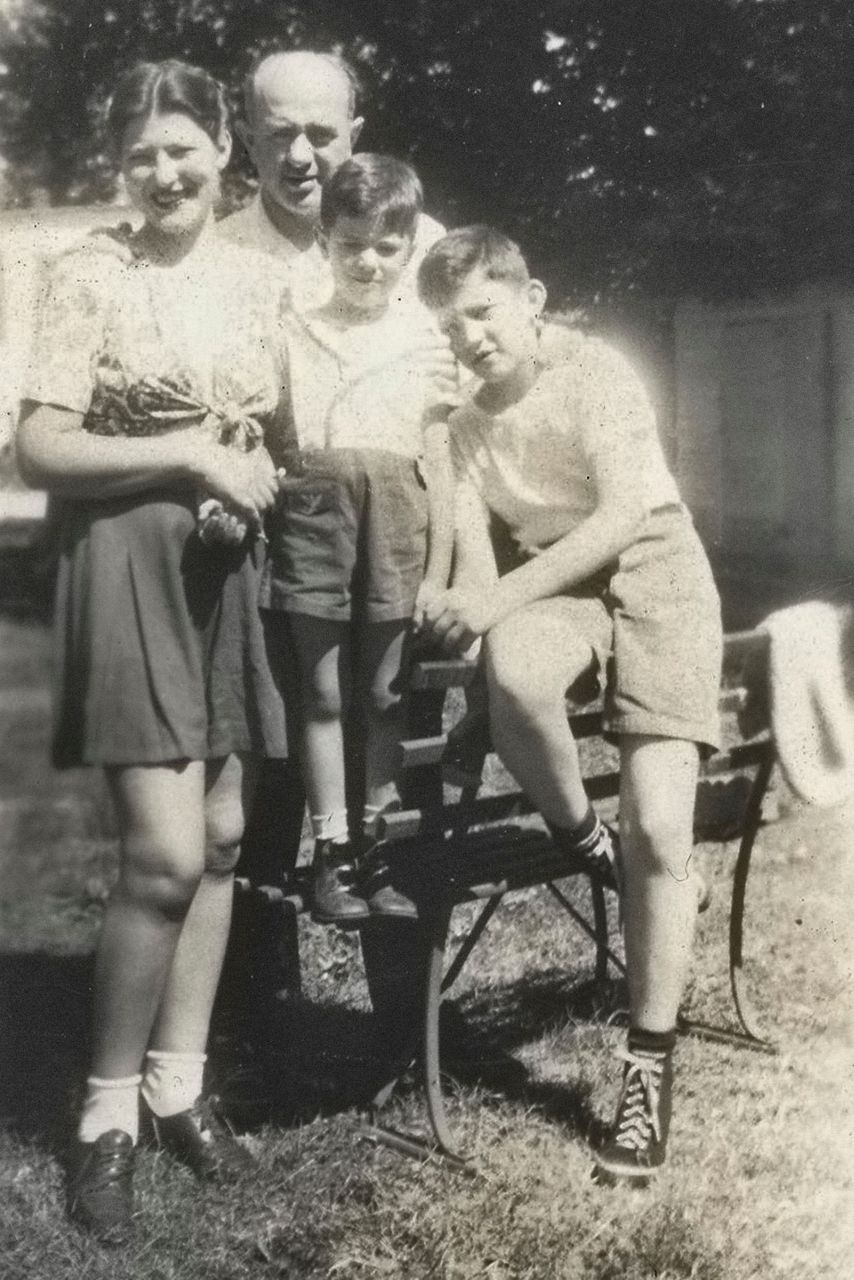 Sanders' early life in Brooklyn taught lessons, some tough