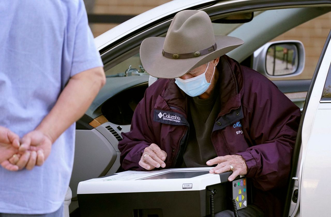 Potential battleground Texas sees start of in-person voting