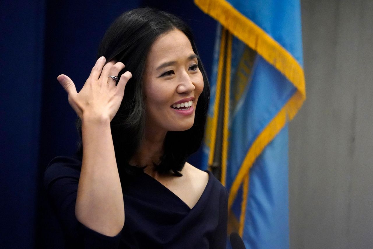 Michelle Wu Sworn In As Bostons First Woman Elected Mayor 7136