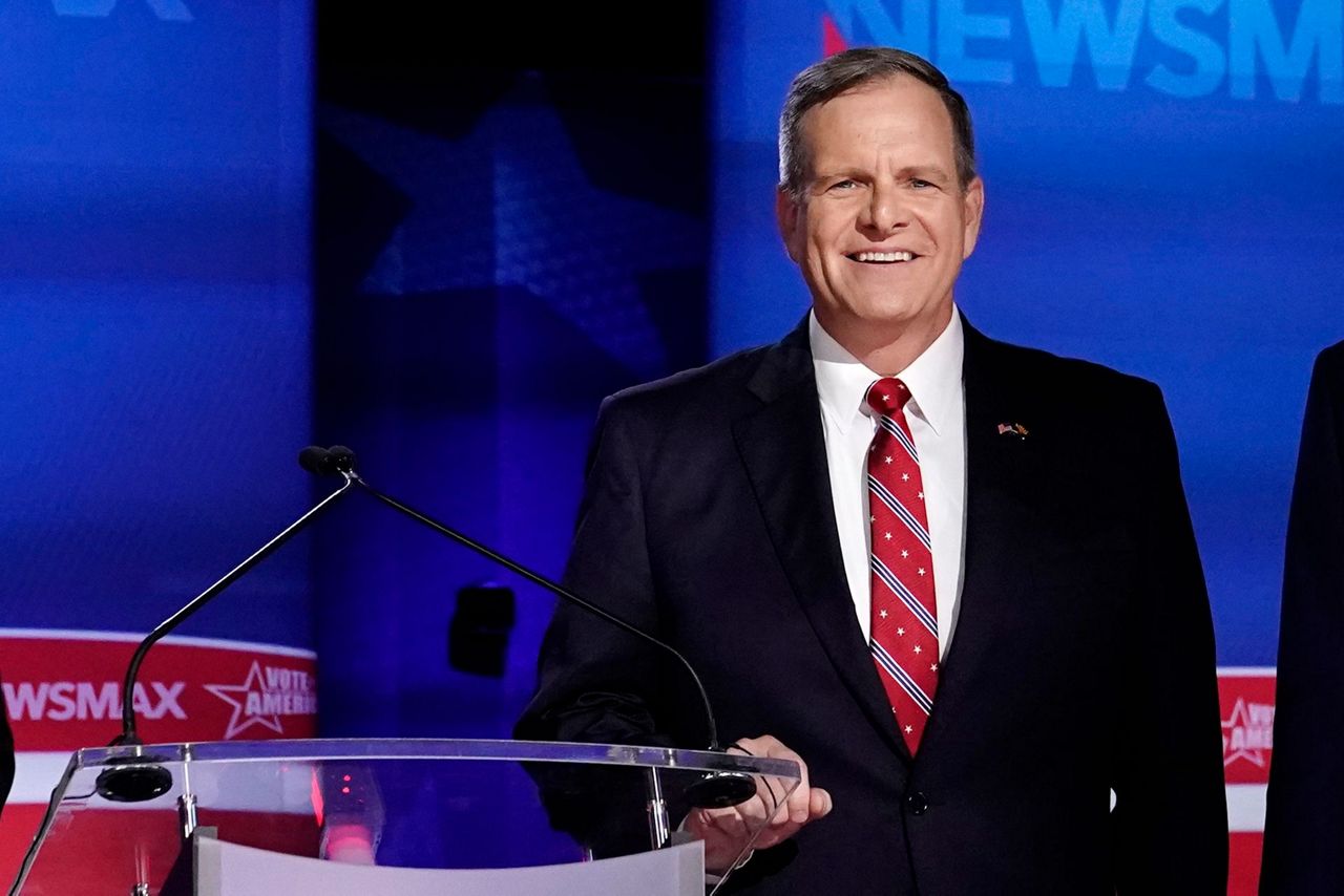 Fealty to Trump defines Republican Senate primary in Arizona