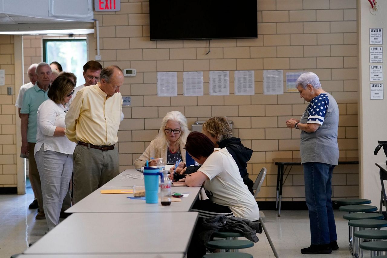Louisiana governor's race ignites GOP hopes of reclaiming position as