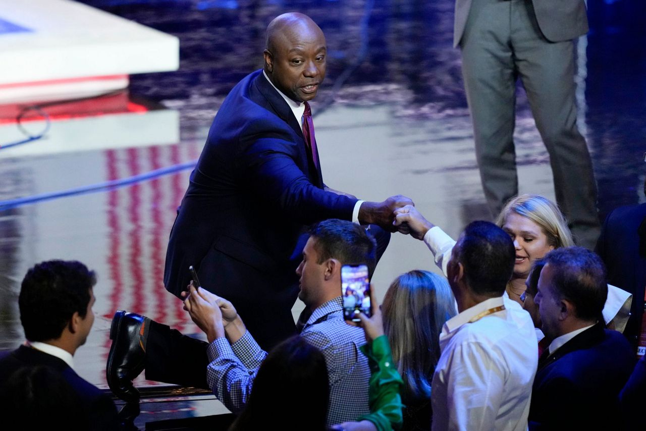 Republican presidential candidate Tim Scott announces he is dropping